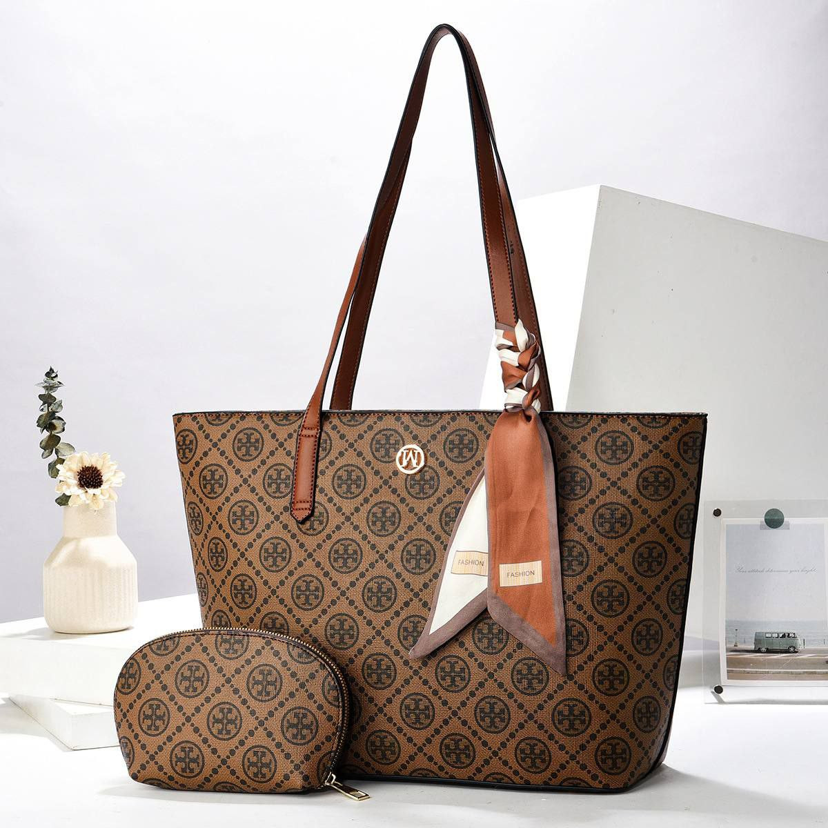 Hannah Tote bag