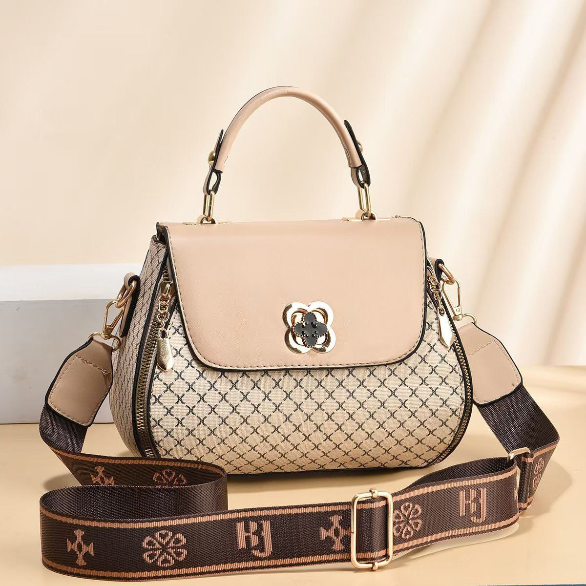 Classic Ladies Bag