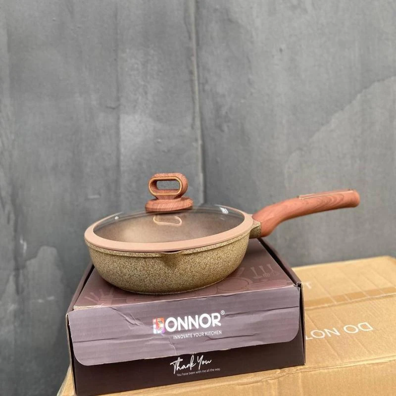 Frying pan and cover